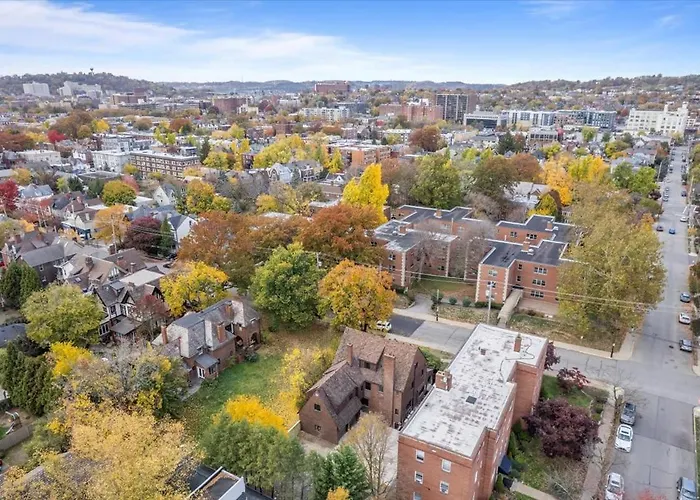 The Walnut - The Incline Apartment *
